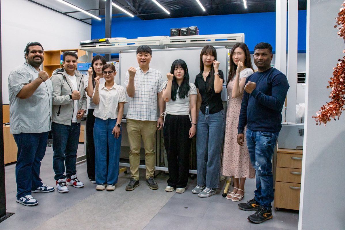 Lab members together