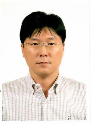 Professor Tae-Sik Park